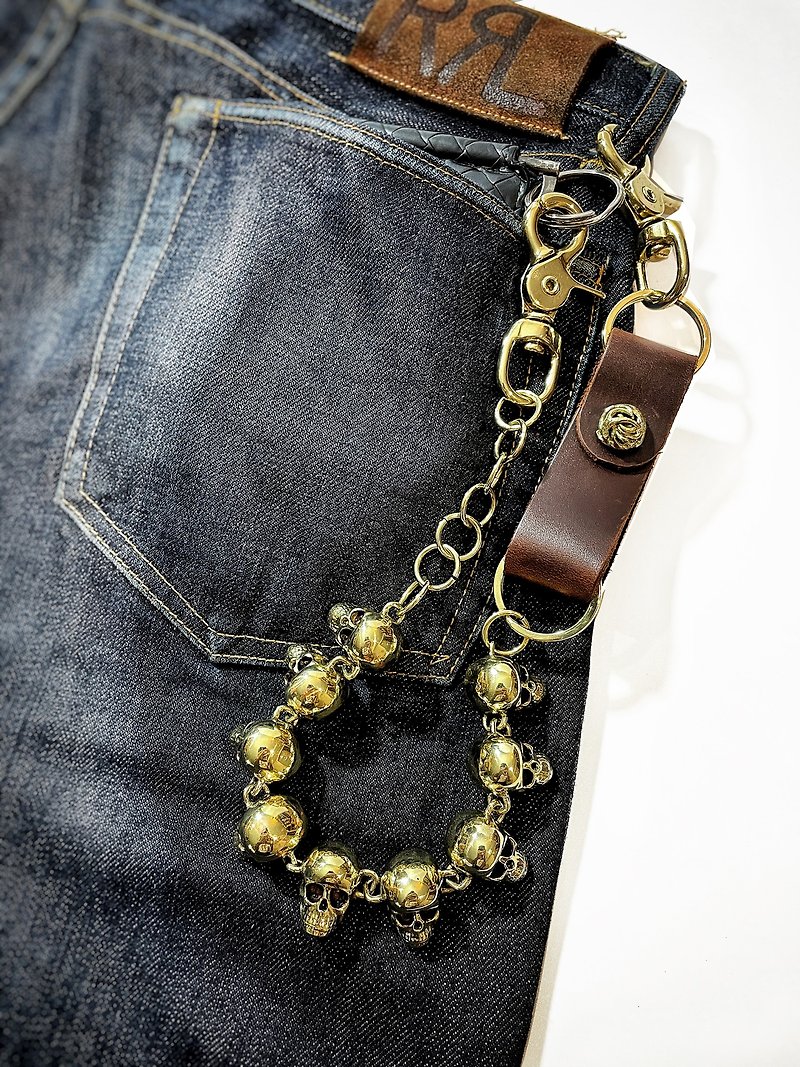 Brass Skulls Wallet Chain With Genuine Leather Keyholder. - 鑰匙圈/鎖匙扣 - 其他金屬 金色