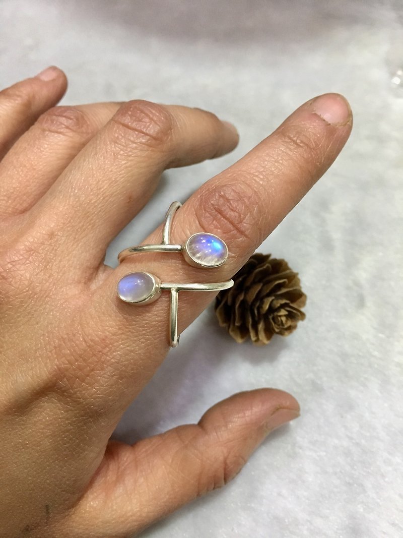 月光石 平行線設計 戒指 尼泊爾 手工製 925純銀 - 戒指 - 寶石 