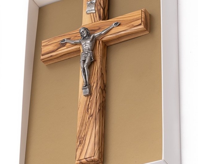 カトリック木製壁掛け十字架十字架 16631 - ショップ Holy Land
