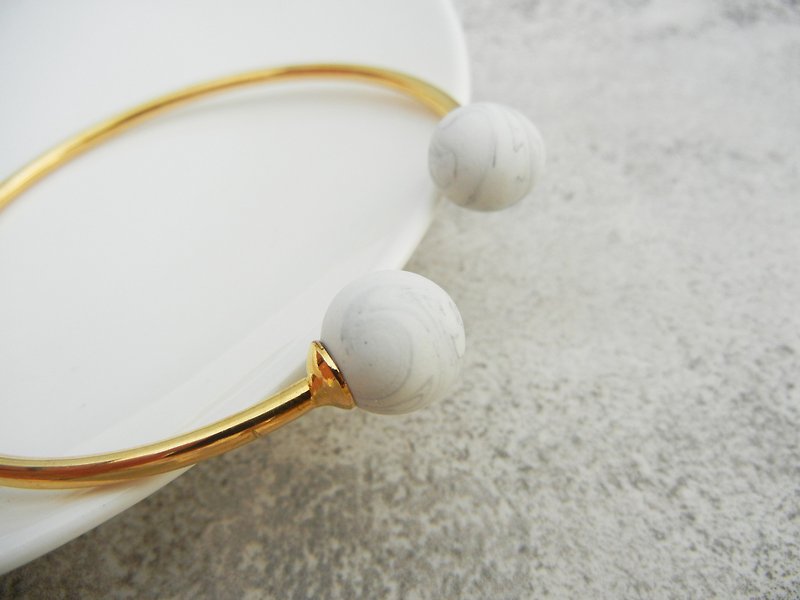 *coucoubird*ink white ball gold bracelet - Bracelets - Clay Gold