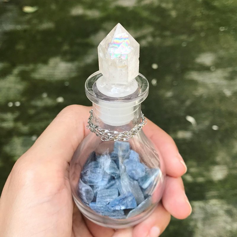 【Lost and find】天然石 彩虹 藍晶石 魔法瓶 擺件 - 擺飾/家飾品 - 寶石 多色