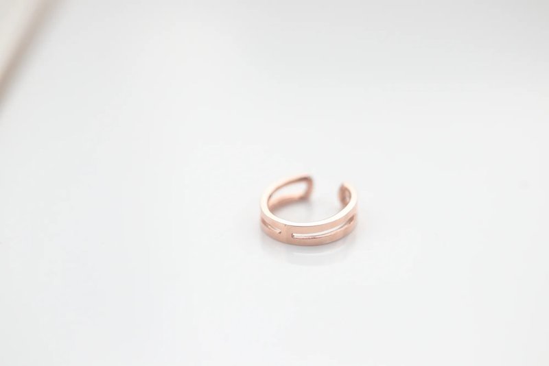14K Double Cycle Cuff Earring 雙環耳夾耳環 耳骨夾 不褪色 - 耳環/耳夾/耳骨夾 - 貴金屬 金色
