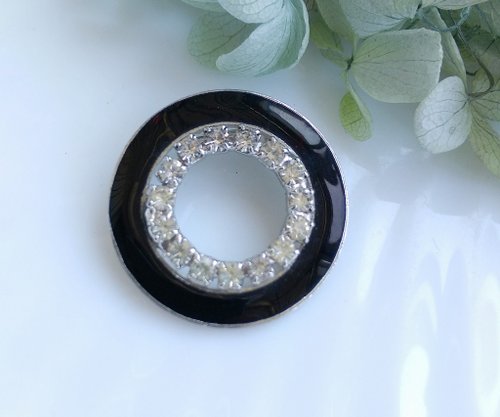 老時光角落 Vintage Jewelry 西洋古董飾品 小巧 黑琺瑯 鑲鑽 環圈 別針