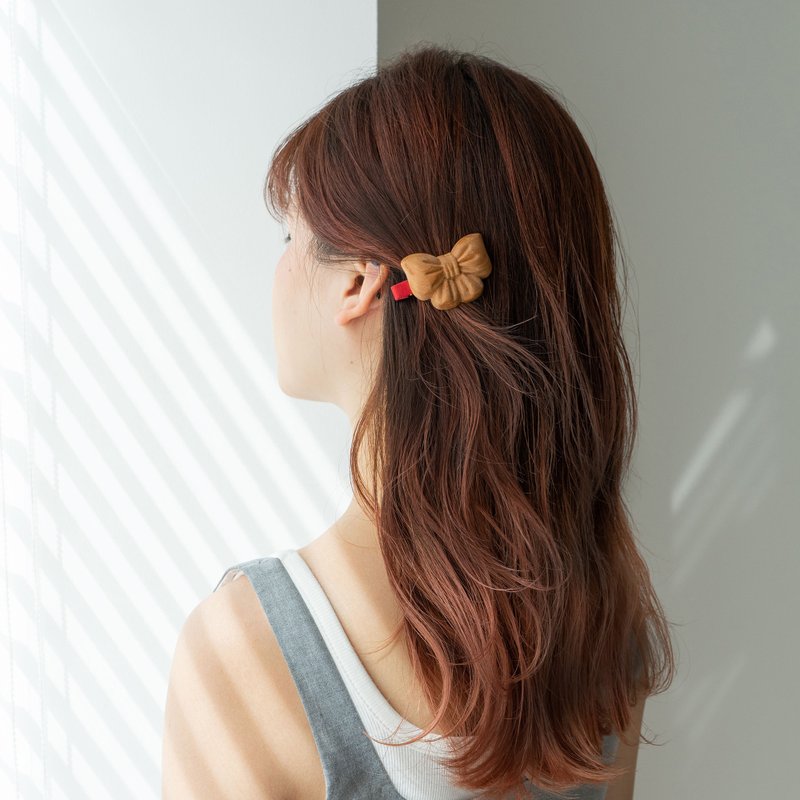 Wooden Bow Hair Clip - เครื่องประดับผม - ไม้ 