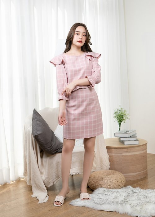 ameliadress Pink Scott checker crop top and skirt set Korean style office wear cafe clothes