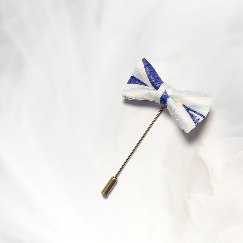 SK0022 方藍 印花緞面蝴蝶結 限量手工胸針 - 胸針/心口針 - 其他材質 藍色