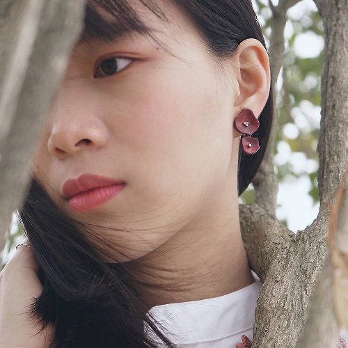 木直花Bloomatisuto 綻放系列 | 燕脂 | 純銀木質復古耳環