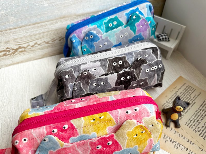 Colorful cat handmade cat-ear shaped large-capacity pencil case/cosmetic bag - Toiletry Bags & Pouches - Cotton & Hemp Gray