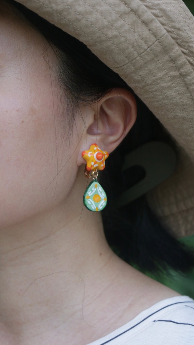 PERFECT GIFT/Original Hand-Painted Star and Waterdrop Earrings/stud or clip-on - ต่างหู - ดินเหนียว 