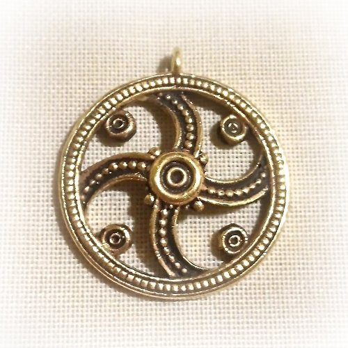 Gogodzy Sun symbol brass jewellery locket,handmade sun symbol brass charm,ukrainian sun