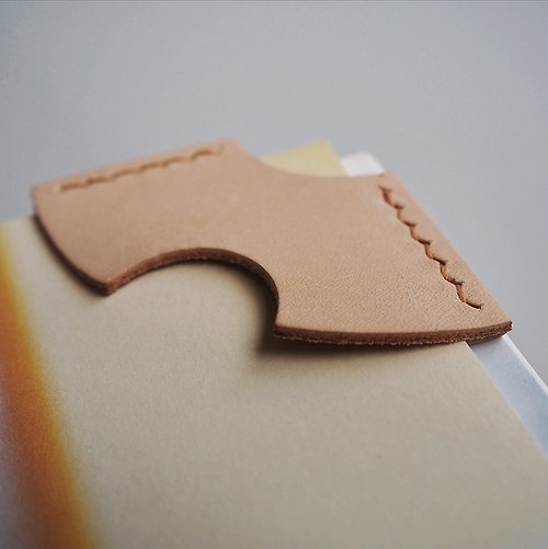 丹尼皮革坊 皮革書籤 | 手縫皮革材料包 | DIY手做皮革