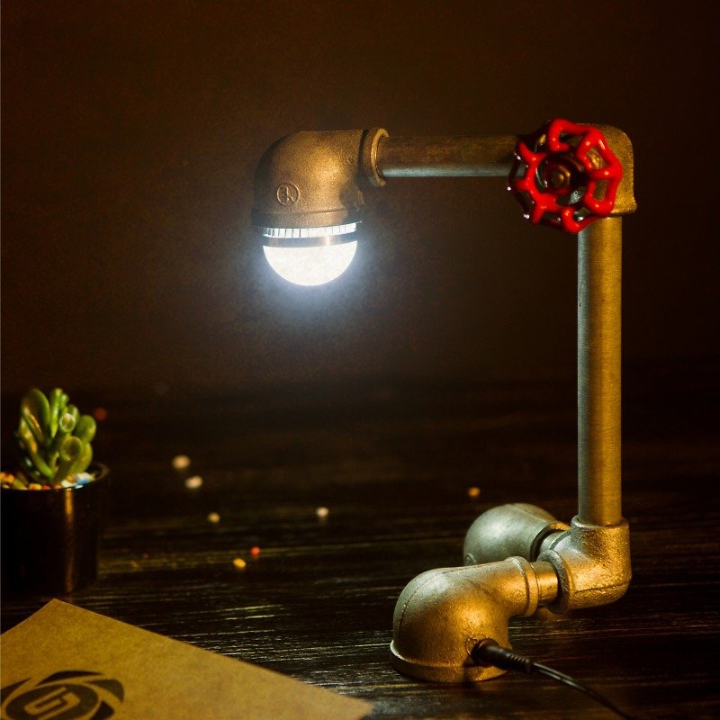Carpenter Workshop [valve] American country retro LED lamp creative personality den bedroom decorative lamp pipes - โคมไฟ - โลหะ สีนำ้ตาล