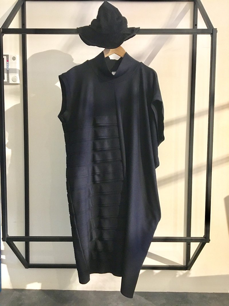 ブラック非対称オーバーサイズドレス - ワンピース - ポリエステル ブラック