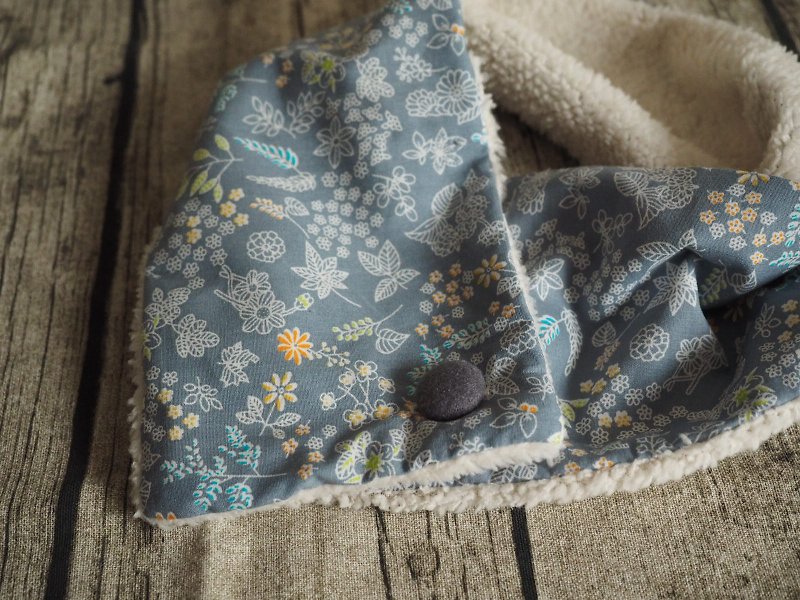 英國手工縫製 保暖圍巾圍脖頸巾 粉藍碎花圖案 更多花款 - 圍巾/披肩 - 棉．麻 藍色
