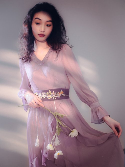 AnneChen安妮陳原創設計師品牌 限量販售 法式荷葉邊 長袖寬腰帶顯瘦飄逸連衣裙洋裝 紫色