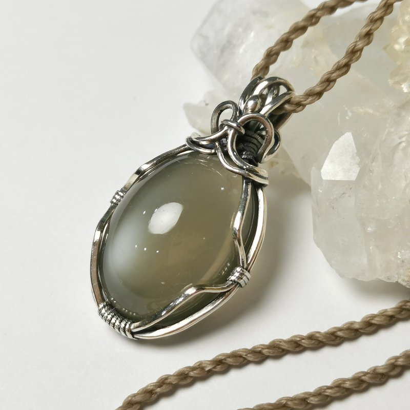 Transparent moonstone/linen gray-sterling silver braided design pendant/with waterproof Wax thread necklace - สร้อยคอ - เครื่องประดับพลอย สีเทา