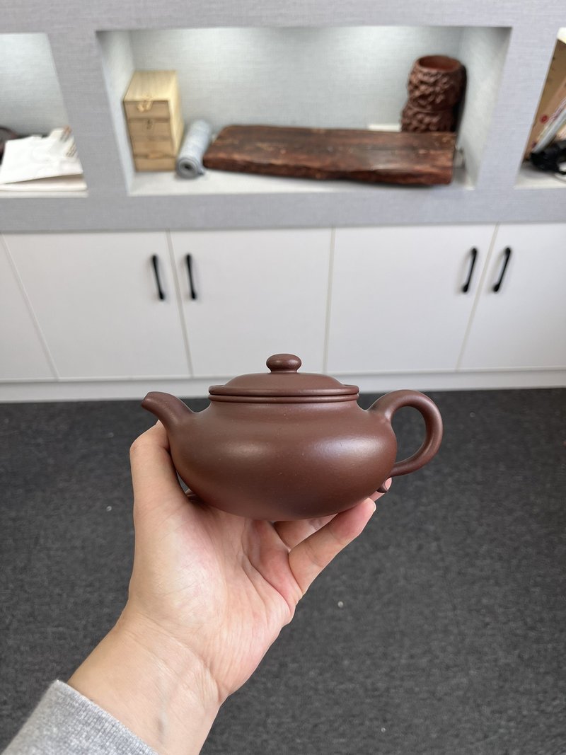 恒古 现货实拍 原矿极品老紫泥 正宗润泽 器型正宗 稳重大气 型神 - 茶壺/茶杯/茶具 - 陶 灰色