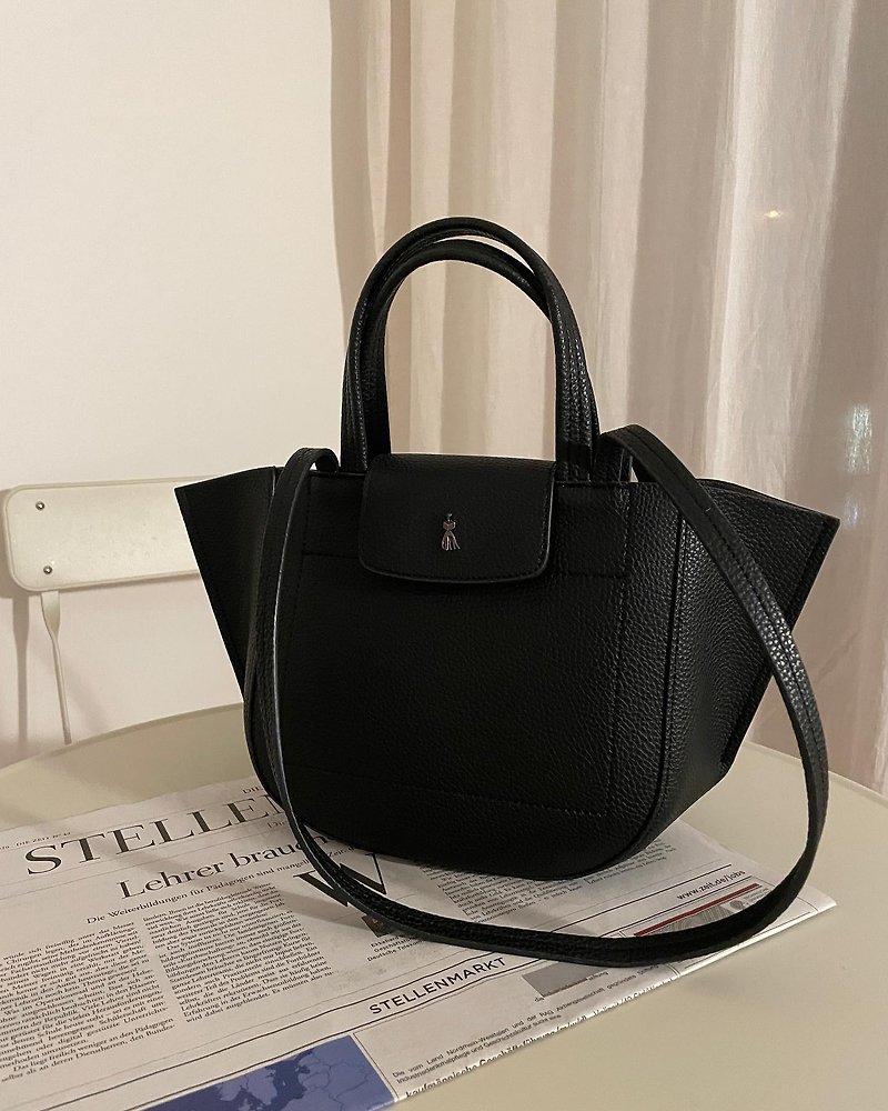 The Ally from Korea | LINGO BAG | Black | 2ways Handbag Shoulder bag - กระเป๋าถือ - หนังเทียม สีดำ