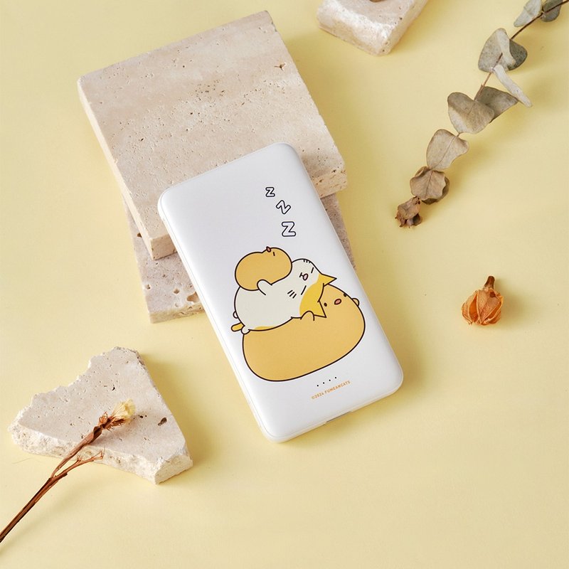黃阿瑪浣腸慵懶日常自帶雙線快充10000mAh行動電源 - 行動電源/充電線 - 塑膠 多色
