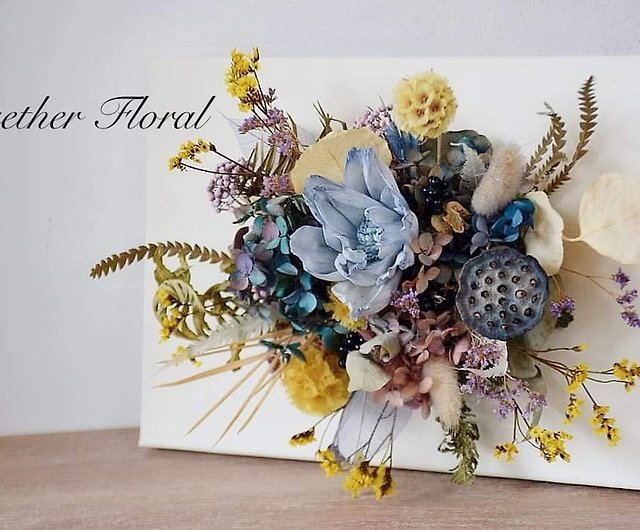 Dried Sola Canvas Wall Decor - Shop Together Floral Dried Flowers &  Bouquets - Pinkoi