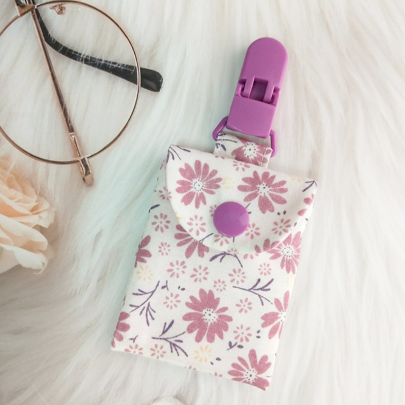 Pink purple daisies. Ping talisman bag (name can be embroidered) - Omamori - Cotton & Hemp Purple