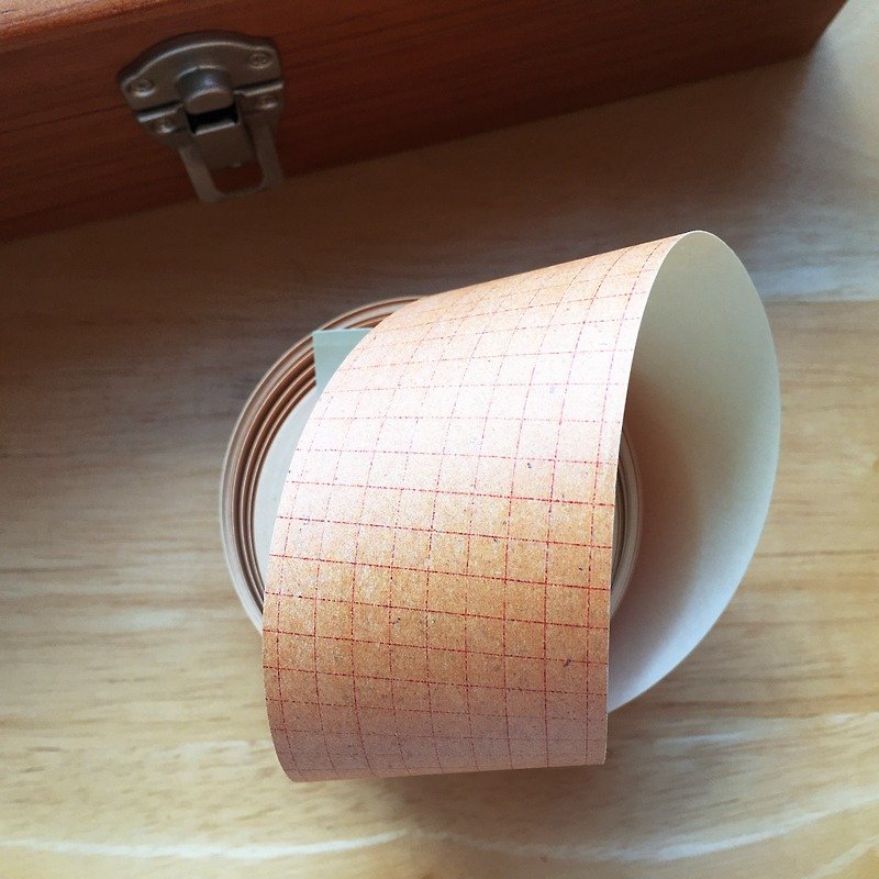Kurashiki intention x Inoue Yakushi Kraft paper tape [45mm red eye (45214-01)] - มาสกิ้งเทป - กระดาษ สีกากี
