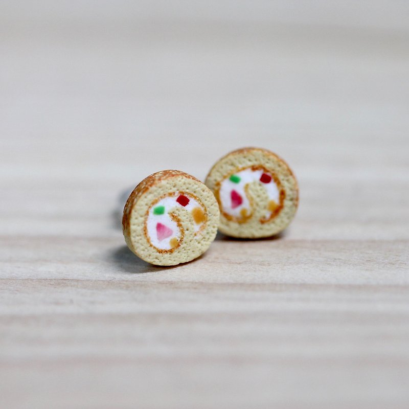 袖珍蛋糕卷耳環 Miniature Sweet Roll Cake Earring - 耳環/耳夾 - 黏土 多色