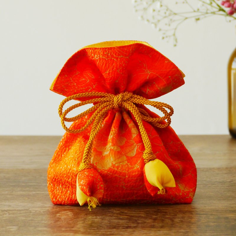 幸せ巾着　FUGURO　菊文 - 化妝袋/收納袋 - 棉．麻 紅色