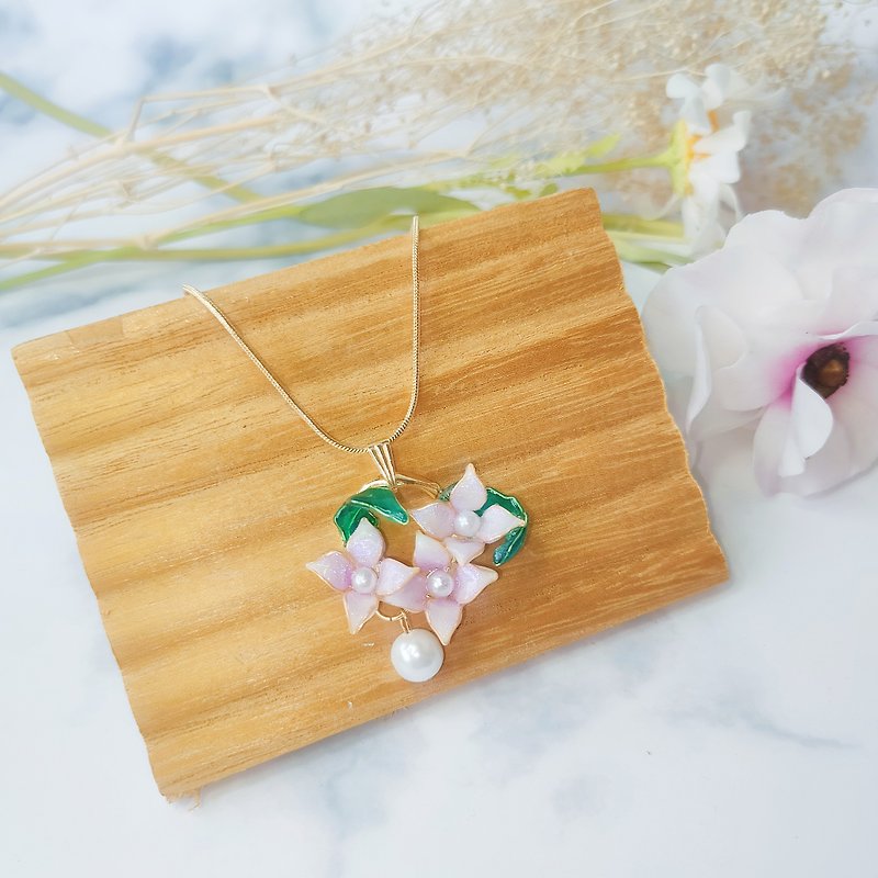 Purple Hydrangea Fashion Gemstone Glue Resin Necklace Custom Necklace Friend Gift Girlfriend Gift - สร้อยคอ - เรซิน สีม่วง
