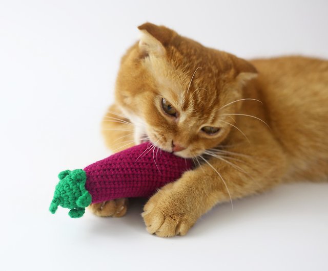 なす 手作り猫 ストローバッグ 猫のおもちゃ イヌハッカ 手作り 毛糸のおもちゃ ショップ Tatacat97 Handmade おもちゃ Pinkoi