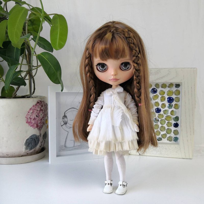 Blythe cute white dress. Vintage dress Blythe doll. - Stuffed Dolls & Figurines - Cotton & Hemp 