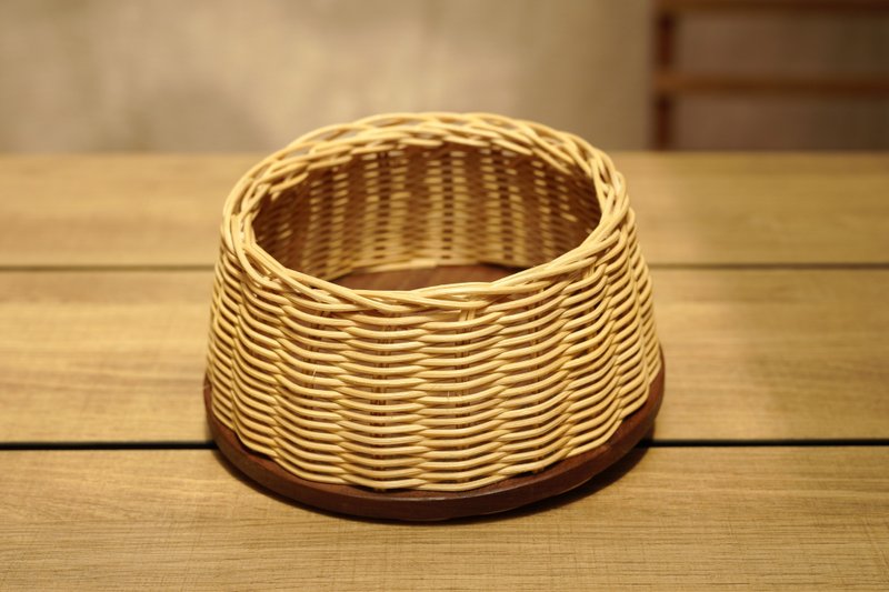 [Weaving and Carving Life Store] Honeysuckle - Black Walnut Rattan Disc - Plates & Trays - Wood 