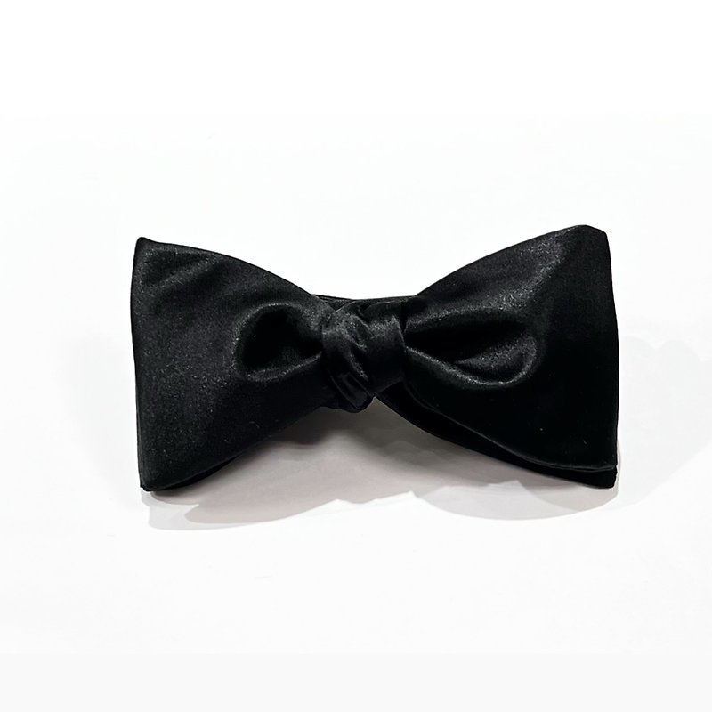 Solid Colour Bow Ties - 100% Silk - Ties & Tie Clips - Silk 