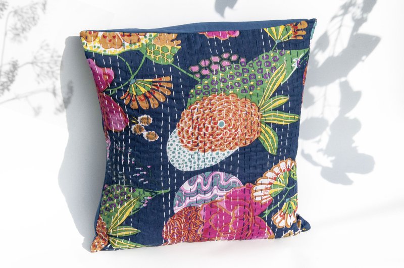 花朵刺繡抱枕套 純棉抱枕套 民族風抱枕套-法式風時尚藍花朵森林 - 枕頭/抱枕 - 棉．麻 多色