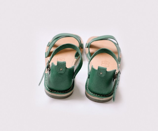 オリーブグリーン レザーストラップサンダル 40 グリーンサンダル、サマーレザーサンダル、レディースサンダル