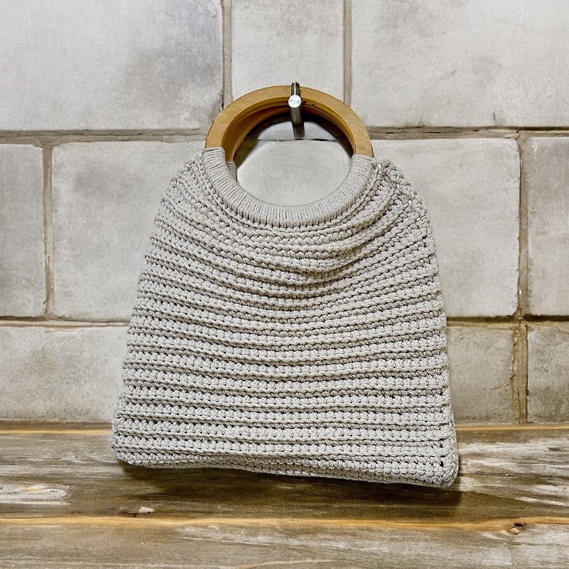 Crochet bag with wooden handles - Handbags & Totes - Cotton & Hemp White
