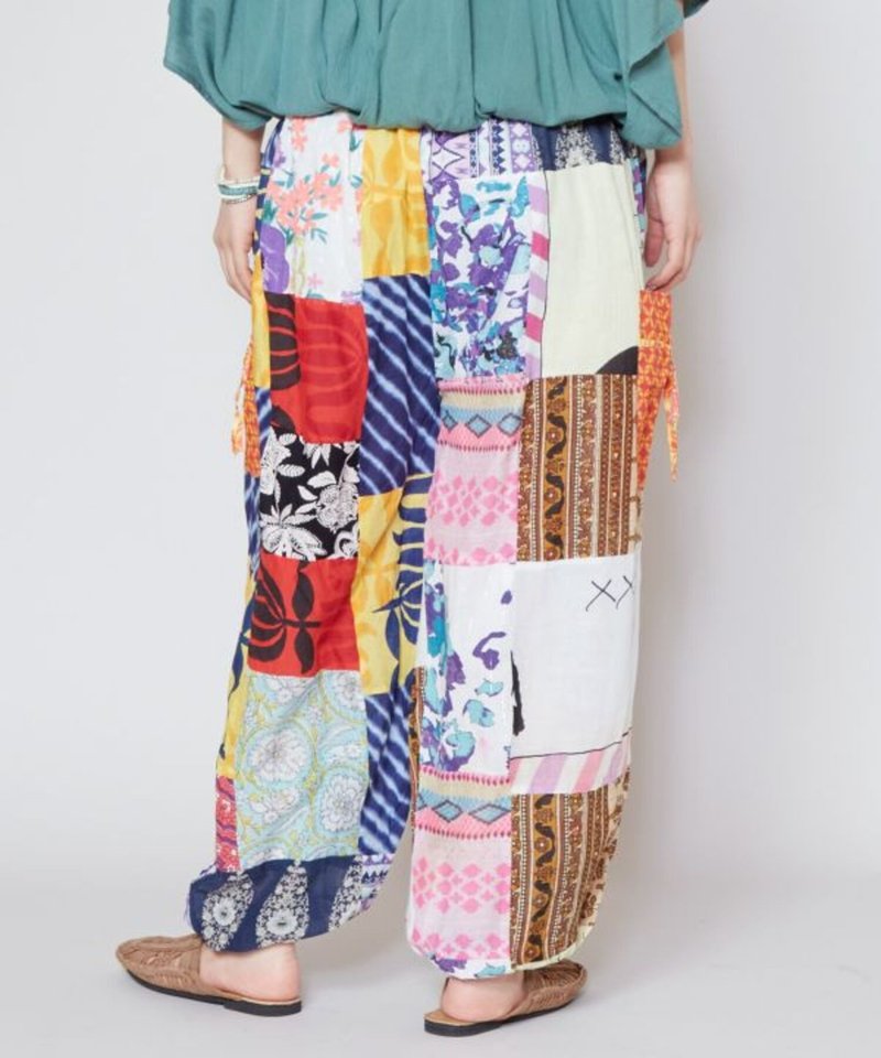 One piece of lively patchwork exotic floral print trousers left in stock (random colors) TXX-46 - กางเกงขายาว - ผ้าฝ้าย/ผ้าลินิน หลากหลายสี