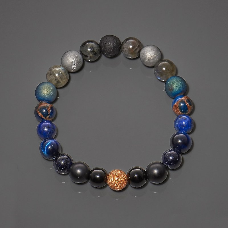 Planetary ore beaded bracelet - สร้อยข้อมือ - เครื่องเพชรพลอย สีน้ำเงิน