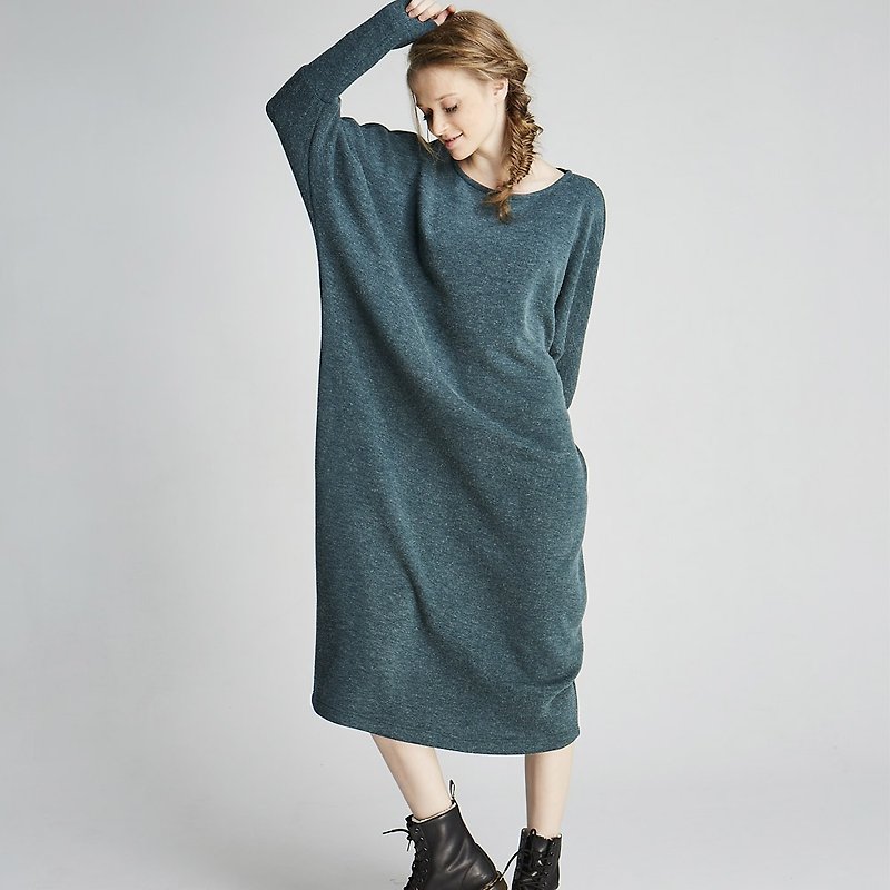 Bat sleeve knitted long ocean (1702DS01GN-M) - ชุดเดรส - ผ้าฝ้าย/ผ้าลินิน สีเขียว