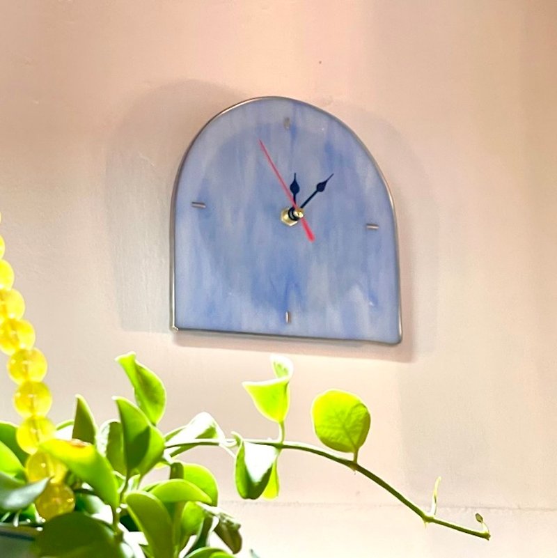 Stained Glass Wall Clock - 時計 - ガラス ブルー