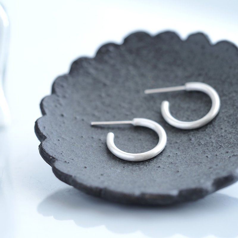 S size) Matte Hoop Earrings Silver 925 - Earrings & Clip-ons - Other Metals Silver