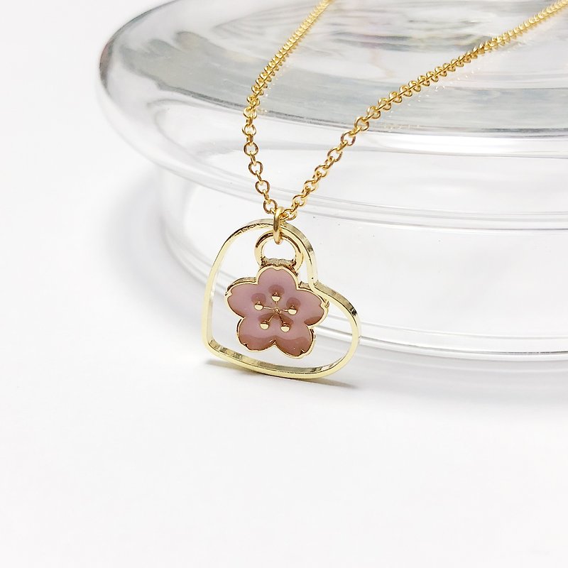 In love with sakura (limited edition) with mixed metal plated necklace - Necklaces - Other Metals Pink