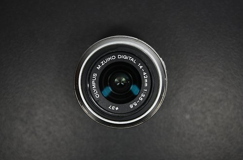 Film Camera Vogue 【經典古物】奧林巴斯 OLYMPUS M.Zuiko Diguital 14-42mm F3.5