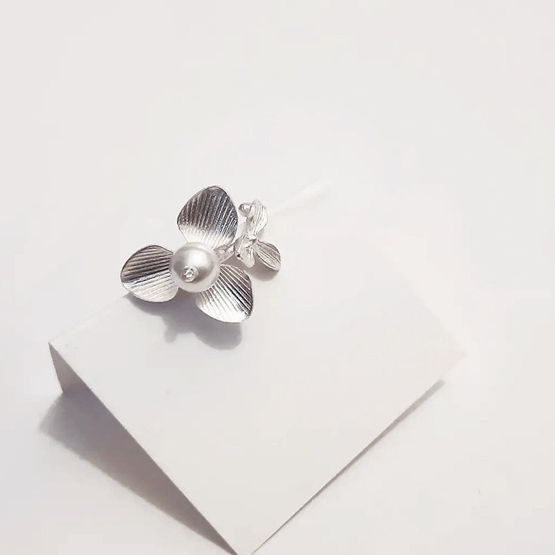 戒指|純銀|手工|蝶翩翩花朵朵|可調戒圍|優雅氣質款 - 戒指 - 純銀 