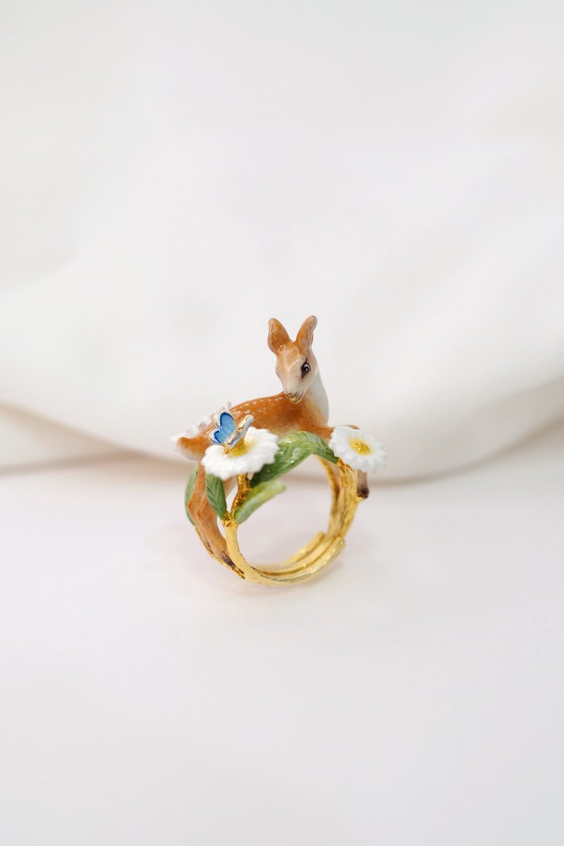 手工彩繪 Deer Melody 戒指・森林風動物琺瑯飾品・DEmark 2025 - 戒指 - 其他金屬 綠色