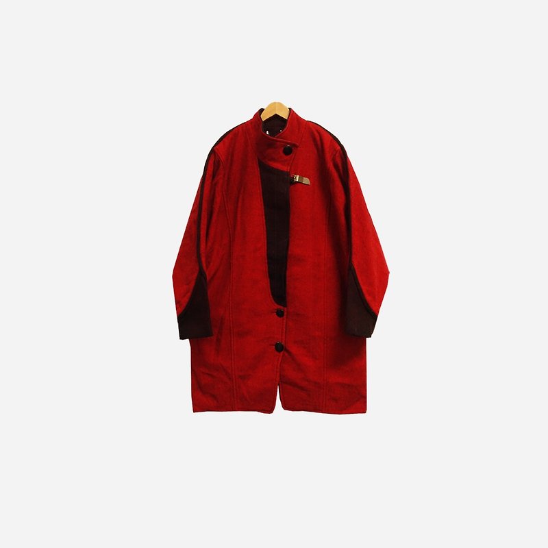 Dislocated ancient / red and black stitching coat jacket no.351 vintage - เสื้อแจ็คเก็ต - เส้นใยสังเคราะห์ สีแดง