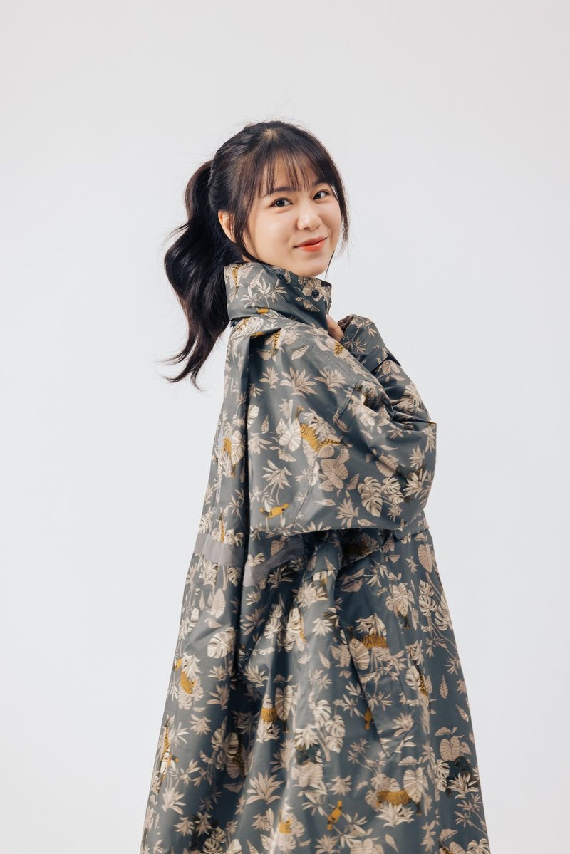 KiU 空氣感5秒快穿套頭式雨衣 - 動物森林 - 動森一般尺寸 - 雨傘/雨衣 - 聚酯纖維 多色