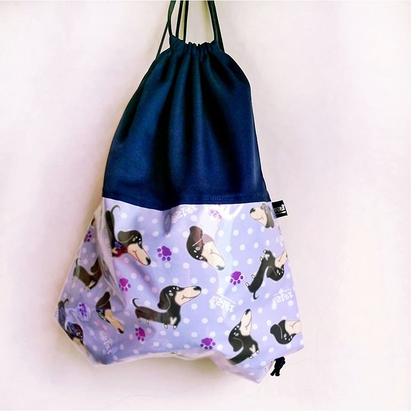 1212玩樂設計 束口背包-黑色臘腸犬 - 水桶袋/索繩袋 - 其他材質 紫色
