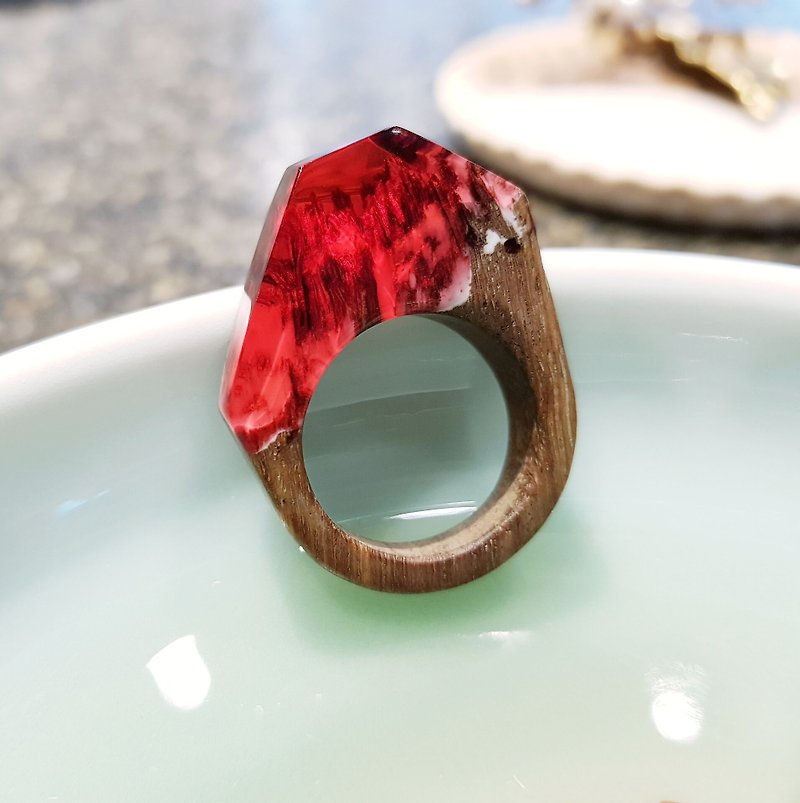 "Top of the Snow" Wood Handle Series Wooden Ring can be used as a necklace with a rope tied to silver - แหวนทั่วไป - ไม้ 
