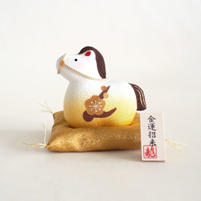 【預購】馬年縮緬手作擺飾－金運午(大) - 擺飾/家飾品 - 陶 